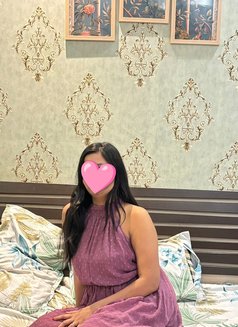 Naina For Cam - adult performer in New Delhi Photo 4 of 11