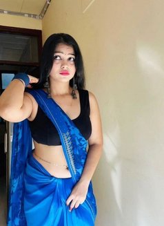Naina - puta in Hyderabad Photo 1 of 3