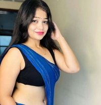 Naina - puta in Hyderabad