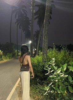 Naina - escort in Kolkata Photo 1 of 3