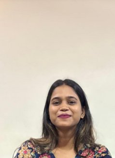 Naina - escort in Mumbai Photo 2 of 2