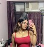 Naina - escort in Mumbai Photo 1 of 3