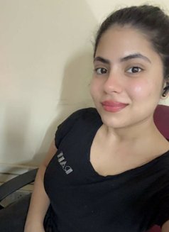 Naina - escort in Mumbai Photo 2 of 3