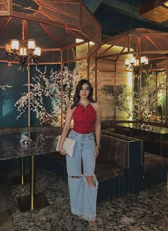 Nandini - escort in Mumbai Photo 1 of 5