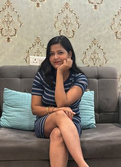 Naina For Cam - adult performer in New Delhi Photo 7 of 11