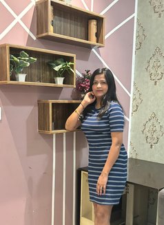 Naina For Cam - adult performer in New Delhi Photo 8 of 11