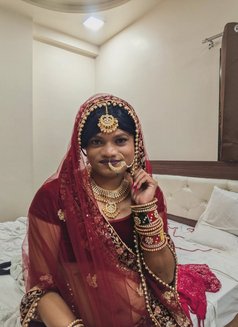 Naina - Acompañantes transexual in Jaipur Photo 14 of 16