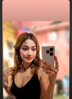 Vidhi independent cash pay ONS GFE place - escort in Pune Photo 14 of 17