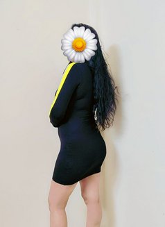 Naina - escort in New Delhi Photo 1 of 3