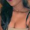 Naina Singh - puta in Pune Photo 3 of 10