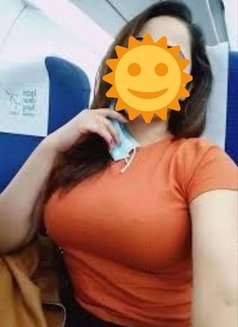 Naincy Kerala Serial Actress – Indian - puta in Dubai Photo 3 of 7