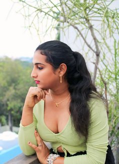 Naini 🥰 - Acompañantes transexual in Hyderabad Photo 2 of 6
