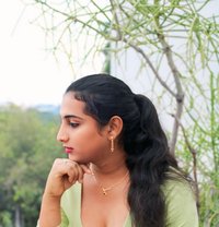 Naini 🥰 - Acompañantes transexual in Hyderabad