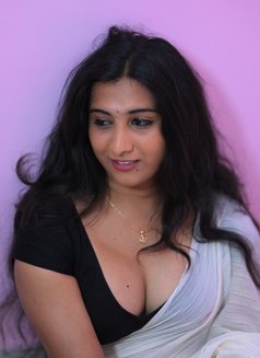 Naini 🥰 - Acompañantes transexual in Hyderabad Photo 2 of 4