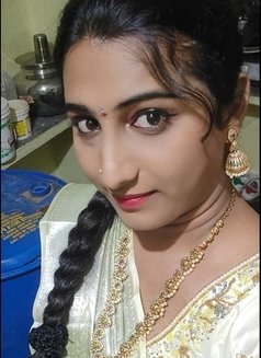 Nainika - Transsexual escort in Hyderabad Photo 3 of 6