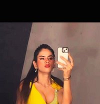 Naira - Acompañantes transexual in New Delhi