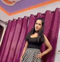 Naira - Acompañantes transexual in New Delhi