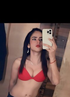 Naira - Transsexual escort in New Delhi Photo 6 of 6