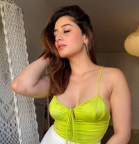 Naira - escort in Colombo