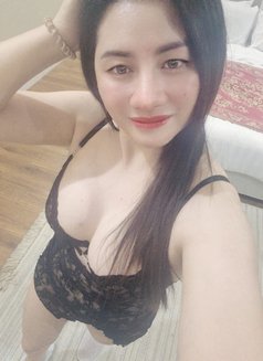 Naira - Masajista in Riyadh Photo 7 of 11