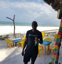 Nairobi hookup - Male escort in Nairobi