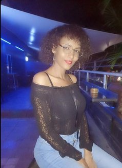 Nairobi vip escorts - escort in Nairobi Photo 5 of 5