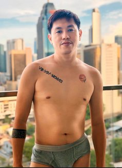 Naithan hard top - Acompañantes masculino in Dubai Photo 10 of 12