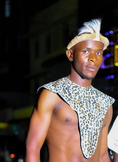 Najib - Male escort in Nairobi Photo 2 of 5