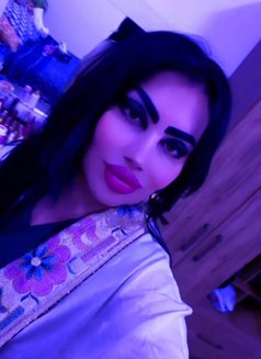 Najma - escort in Muscat Photo 2 of 18