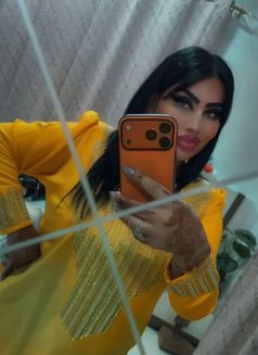 Najma - escort in Muscat Photo 4 of 18