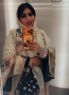 Najma - escort in Muscat Photo 8 of 18