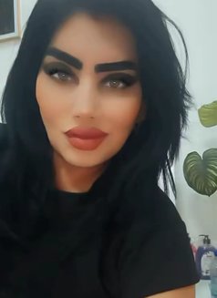 Najma - escort in Muscat Photo 13 of 18