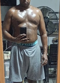 Naked Gym - Acompañantes masculino in Colombo Photo 3 of 4
