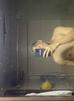 Naked Nate - Acompañantes masculino in Dubai Photo 2 of 6
