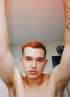 Naked Nate - Male escort in Dubai Photo 4 of 4