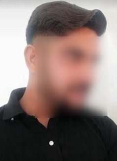 Nakul - Male escort in New Delhi Photo 1 of 1