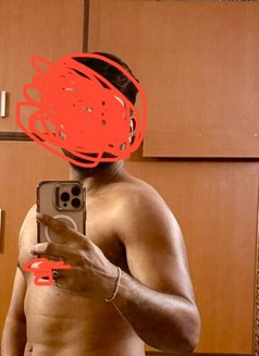 Nakul Sharma - Male escort in New Delhi Photo 2 of 2