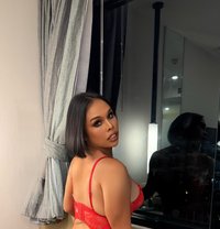 Nalinda - Transsexual companion in Phuket Photo 3 of 9