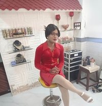 Nalini Reddy - Transsexual escort in Hyderabad