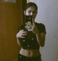 Nalla Versa Camshow - Transsexual escort in Cebu City