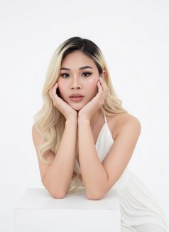 Nam Cha 🇹🇭 - puta in Phuket Photo 3 of 9