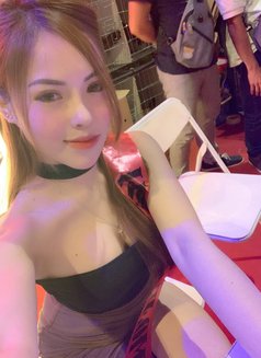 Racy Gfe - puta in Tokyo Photo 3 of 9