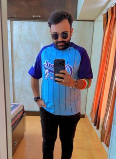 Naman - Male escort in Mumbai Photo 4 of 4