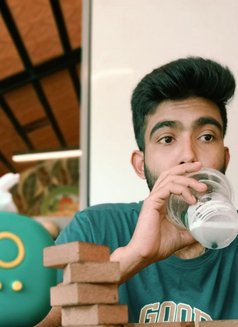 Nameless - Male escort in Hyderabad Photo 2 of 2