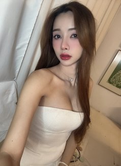 Nami - Transsexual escort in Bangkok Photo 6 of 8
