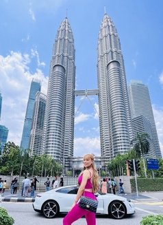 nami.e - escort in Kuala Lumpur Photo 7 of 10