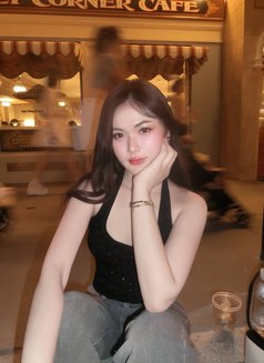 Nami - puta in Bangkok Photo 2 of 8