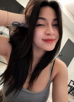 Nami - escort in Singapore Photo 3 of 4
