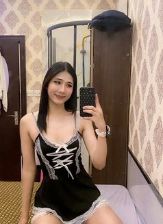 Nami - Transsexual escort in Dubai Photo 6 of 9