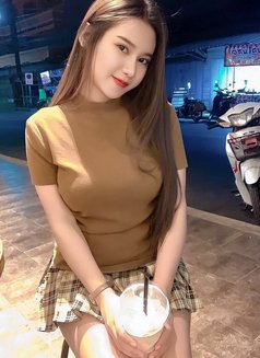 Namira - puta in Jakarta Photo 1 of 3